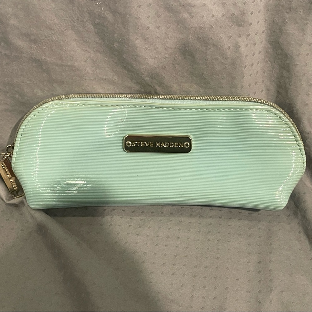 Steve Madden Makeup Brush Bag, Turquoise